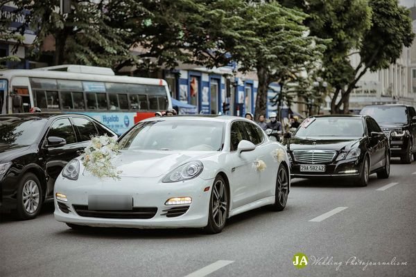 Wedding Car Hire Birmingham | Trustworthy Luxury for Your Big Day
